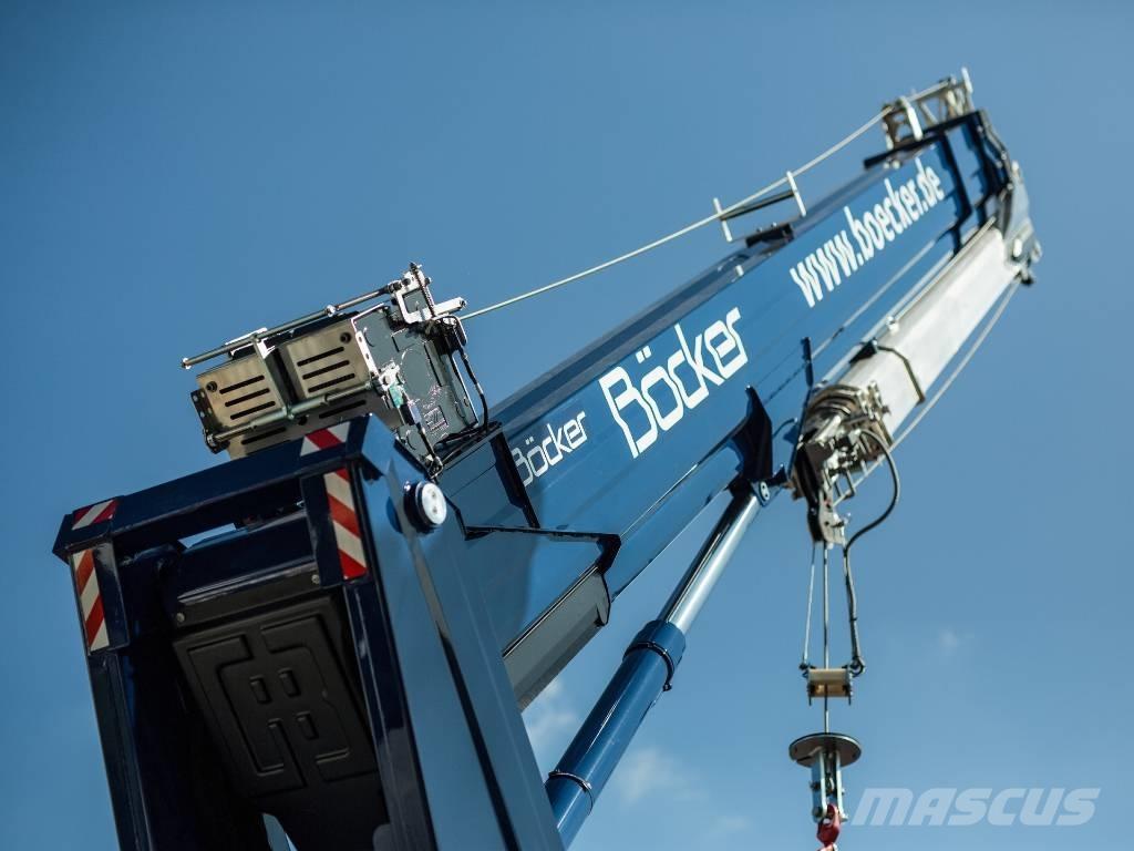 Böcker AK 37/4000 Żurawie szosowo-terenowe