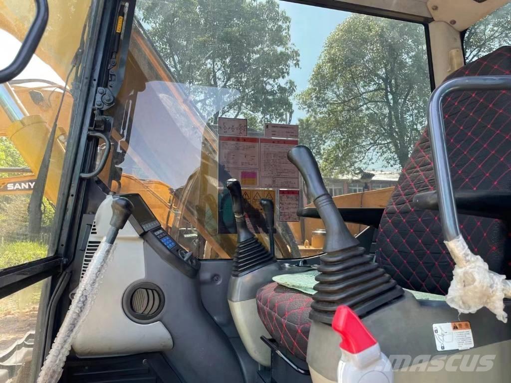 Komatsu PC70-8 Midikoparki  7t - 12t