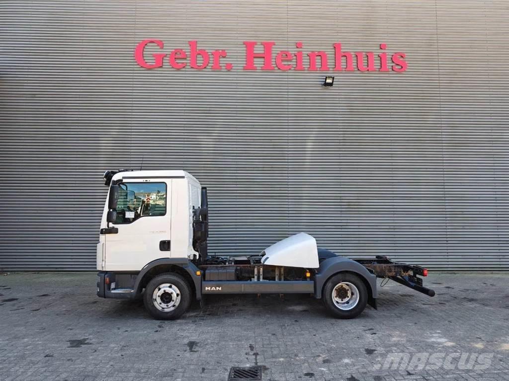 MAN TGL 8.220 4x2 Pojazdy pod zabudowę