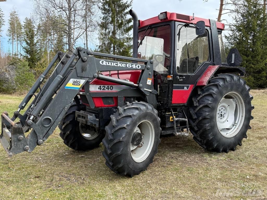 Case IH 4240 Ciągniki rolnicze
