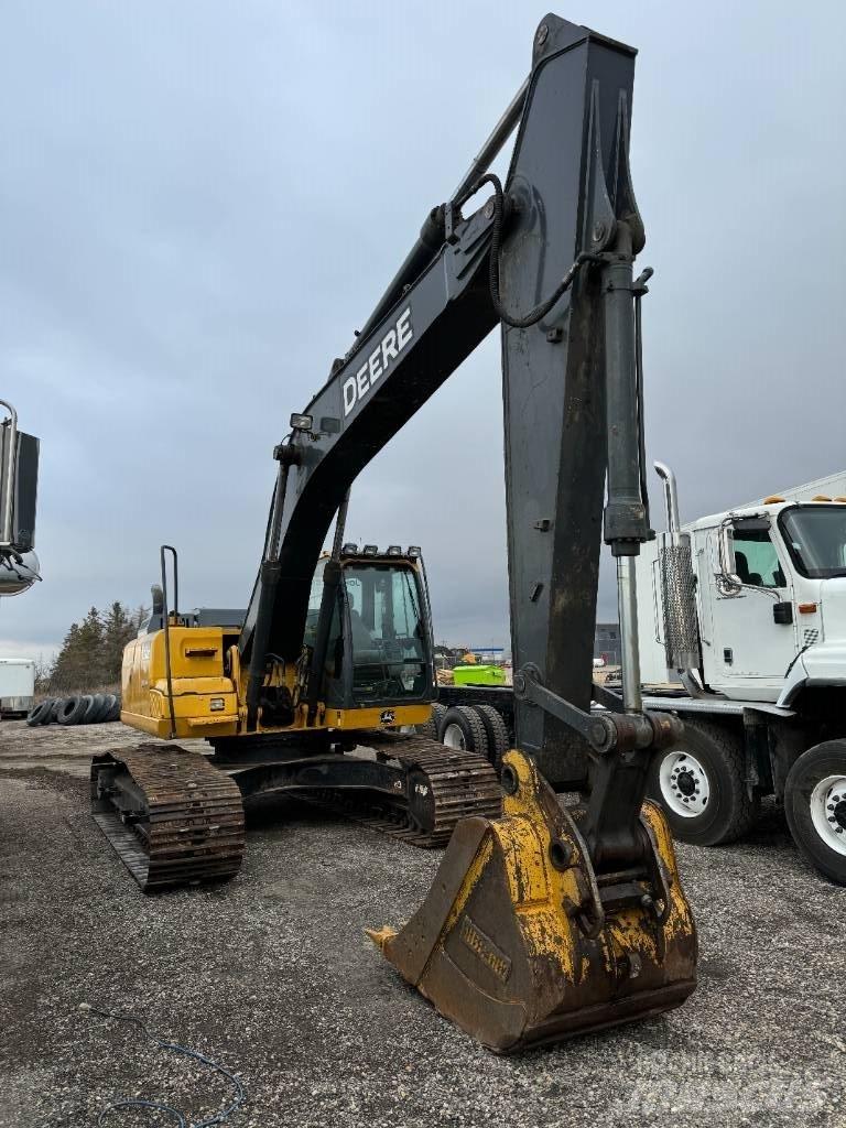 DEERE 210G LC Koparki gąsienicowe
