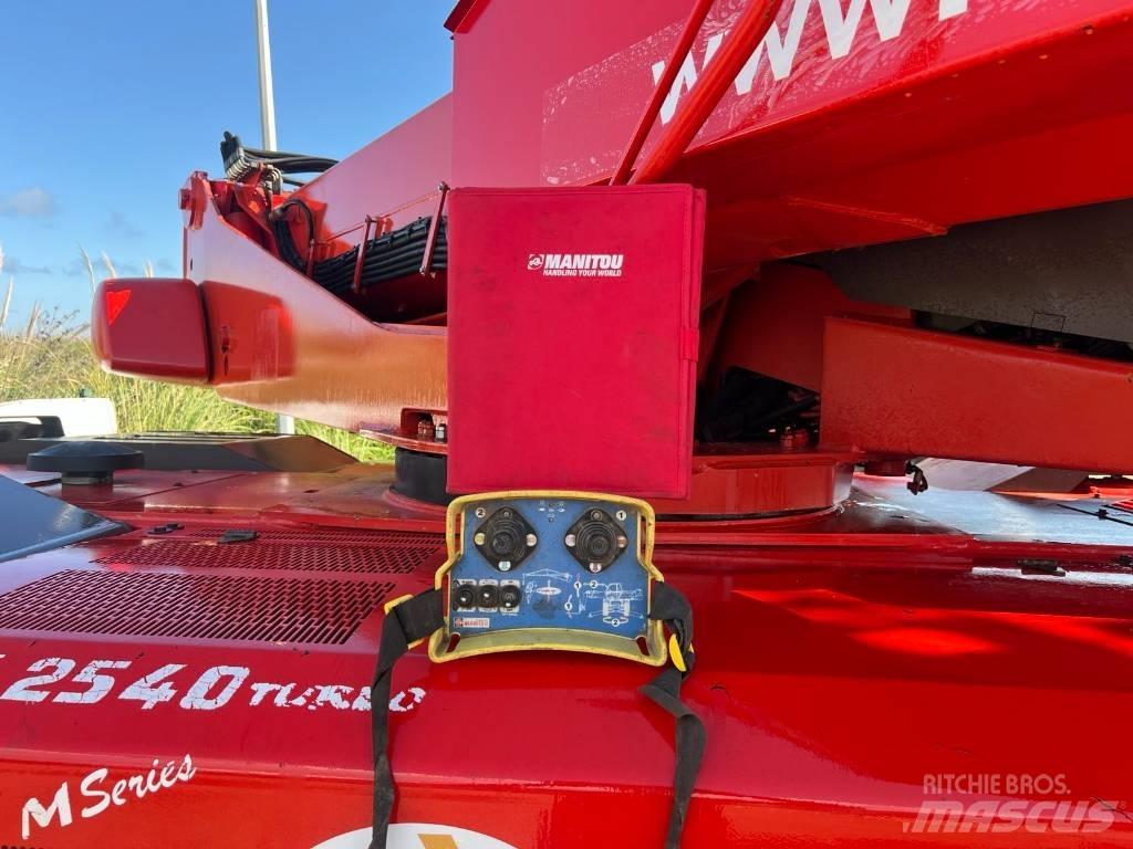 Manitou MRT 2540 Ładowarki teleskopowe