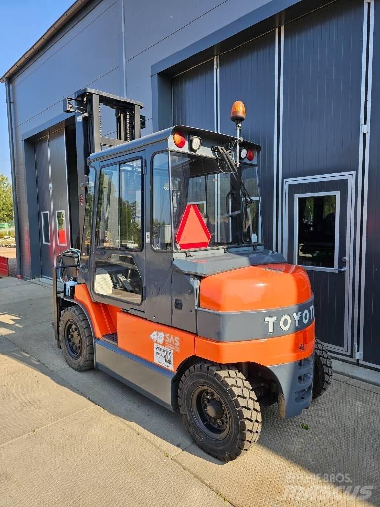 Toyota 7 FBMF 40 Wózki elektryczne