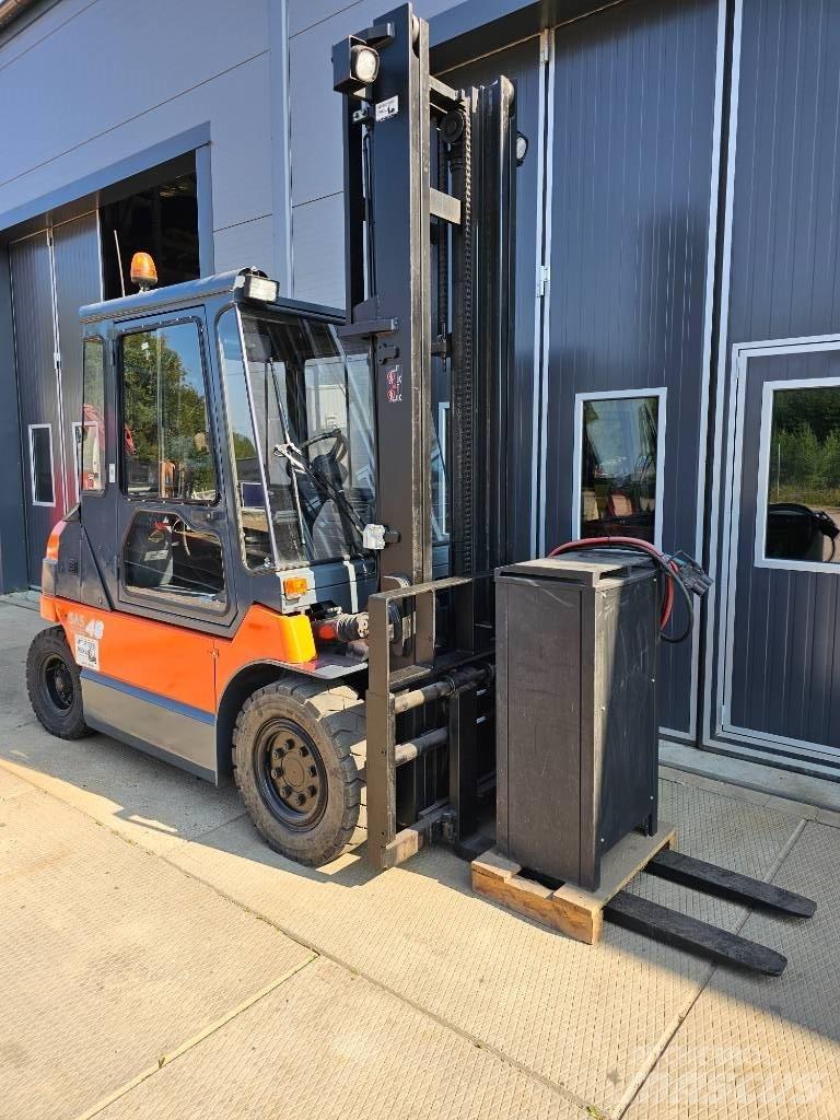 Toyota 7 FBMF 40 Wózki elektryczne