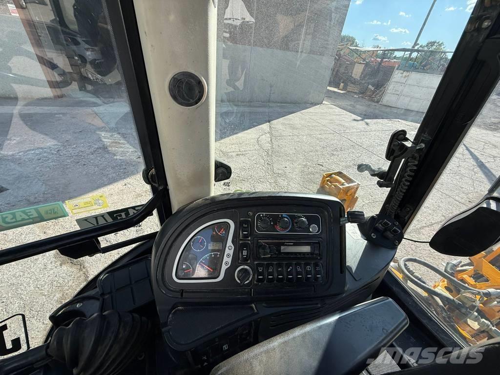 JCB 3 CX Koparko-ładowarki