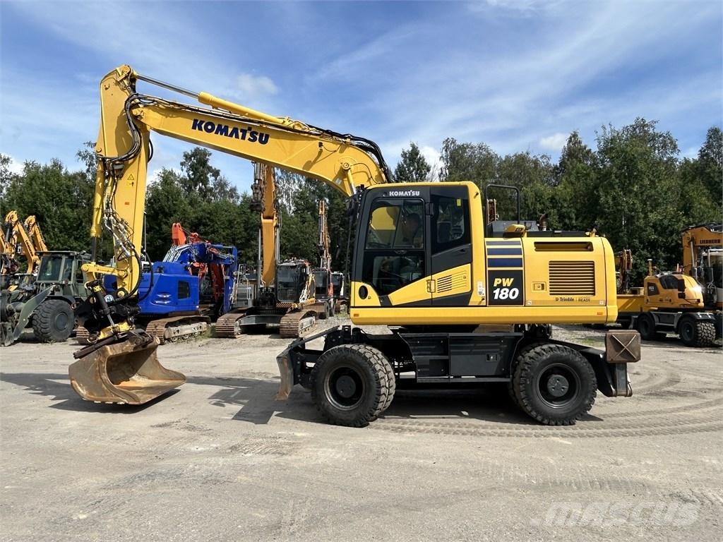 Komatsu PW 180-11 Koparki kołowe