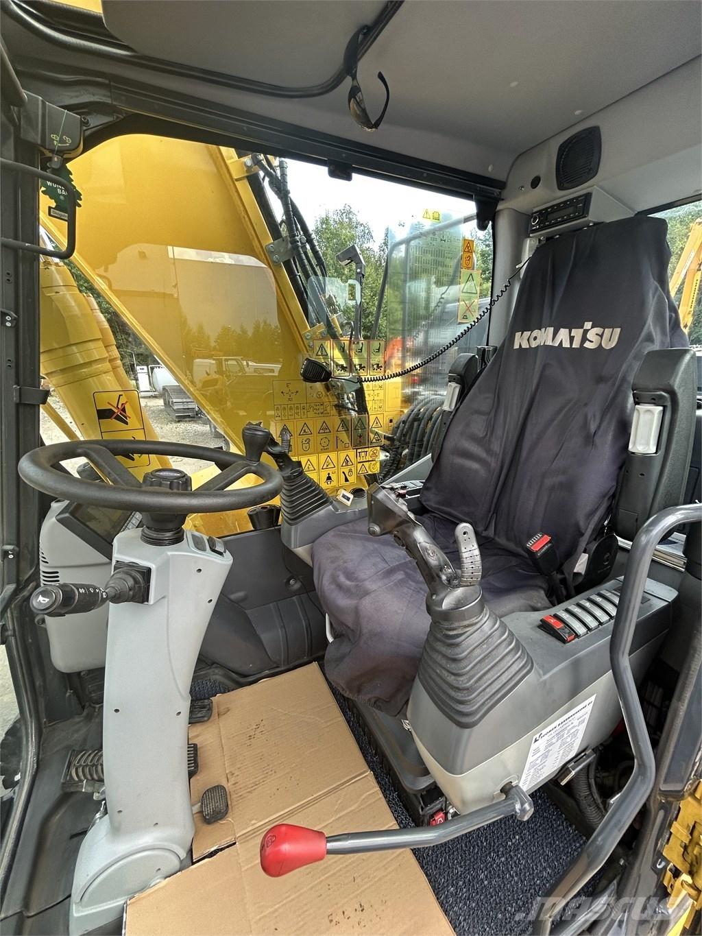 Komatsu PW 180-11 Koparki kołowe