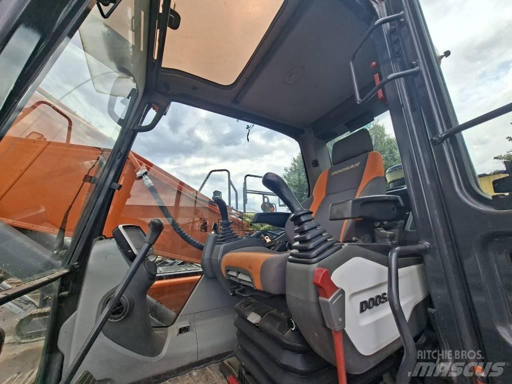 Doosan DX225LC-5 Koparki gąsienicowe