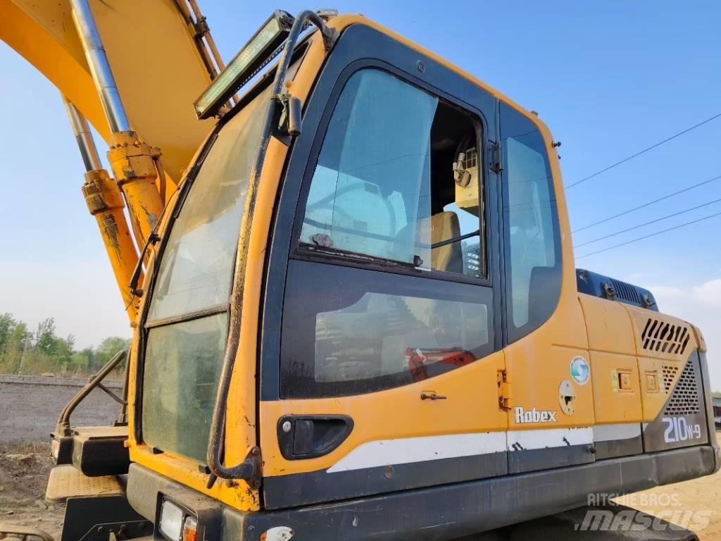 Hyundai R210W-9 Koparki kołowe