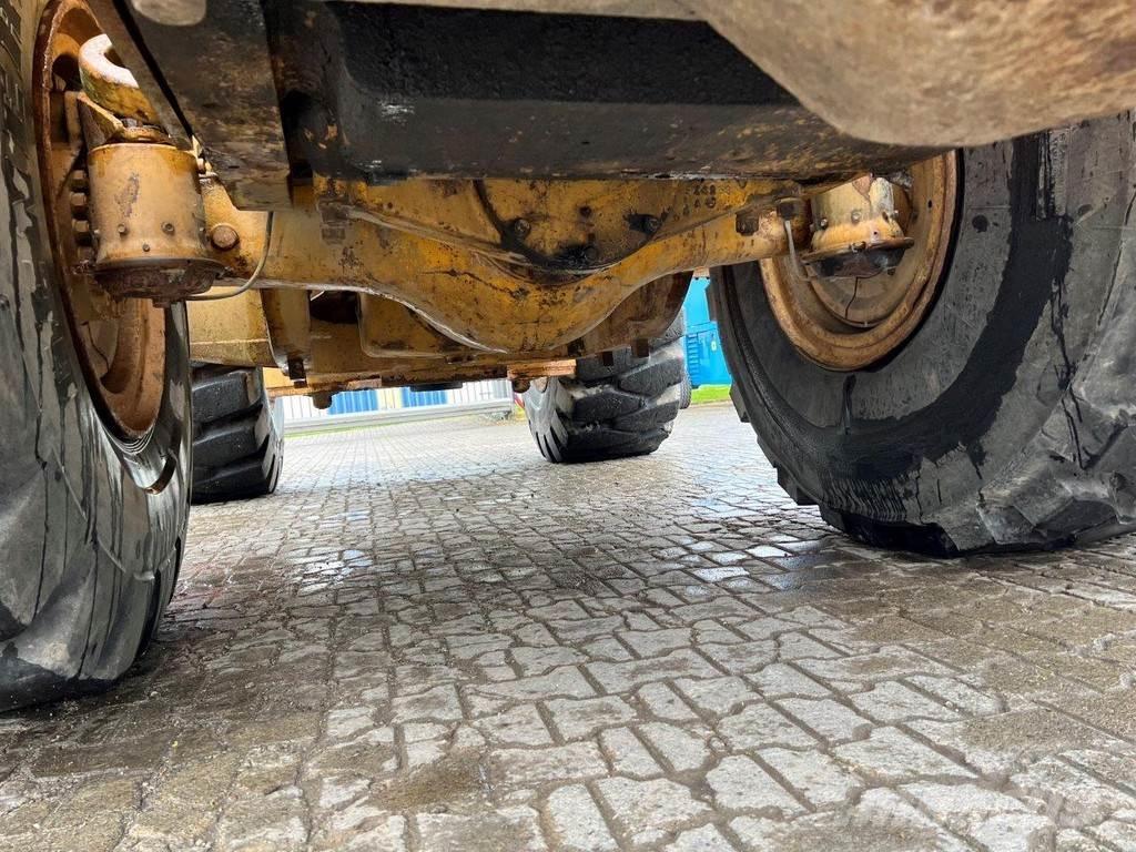 CAT 980B NVT Ładowarki kołowe