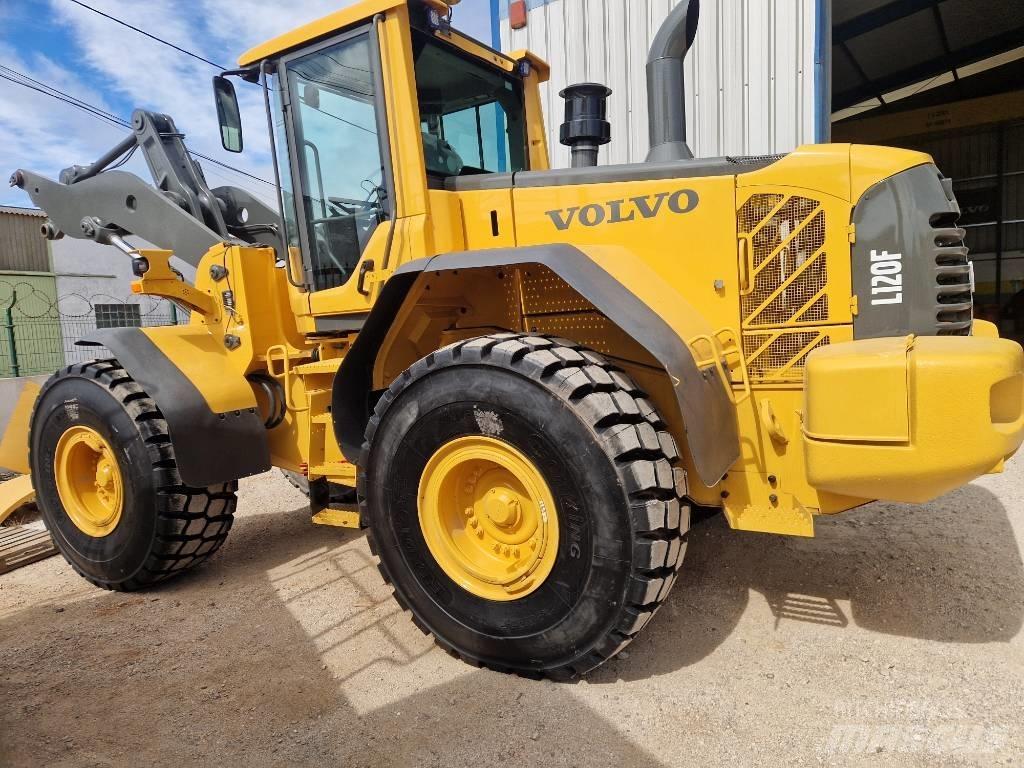 Volvo L 120 F Ładowarki kołowe