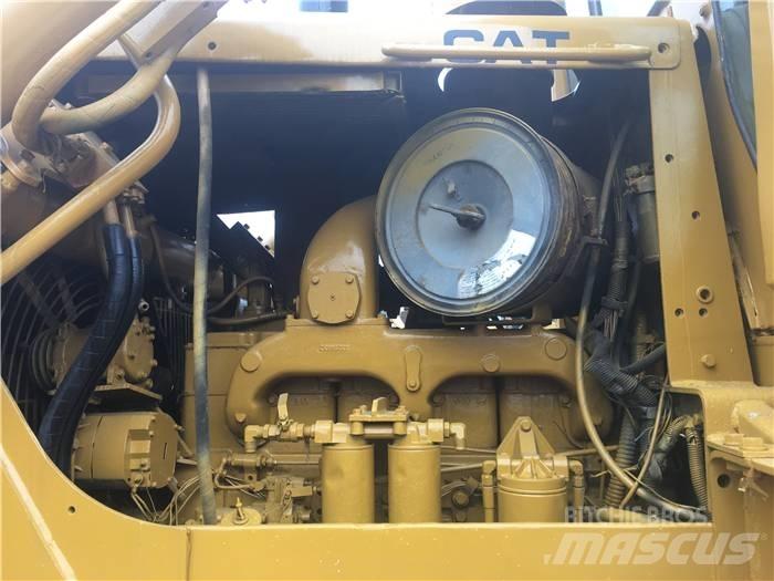 CAT D 8 H Spycharki gąsienicowe