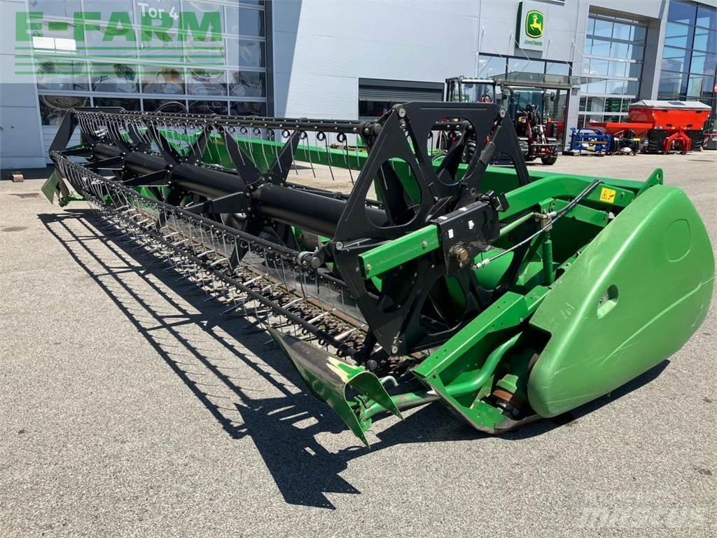 John Deere 620R Akcesoria do kombajnów zbożowych