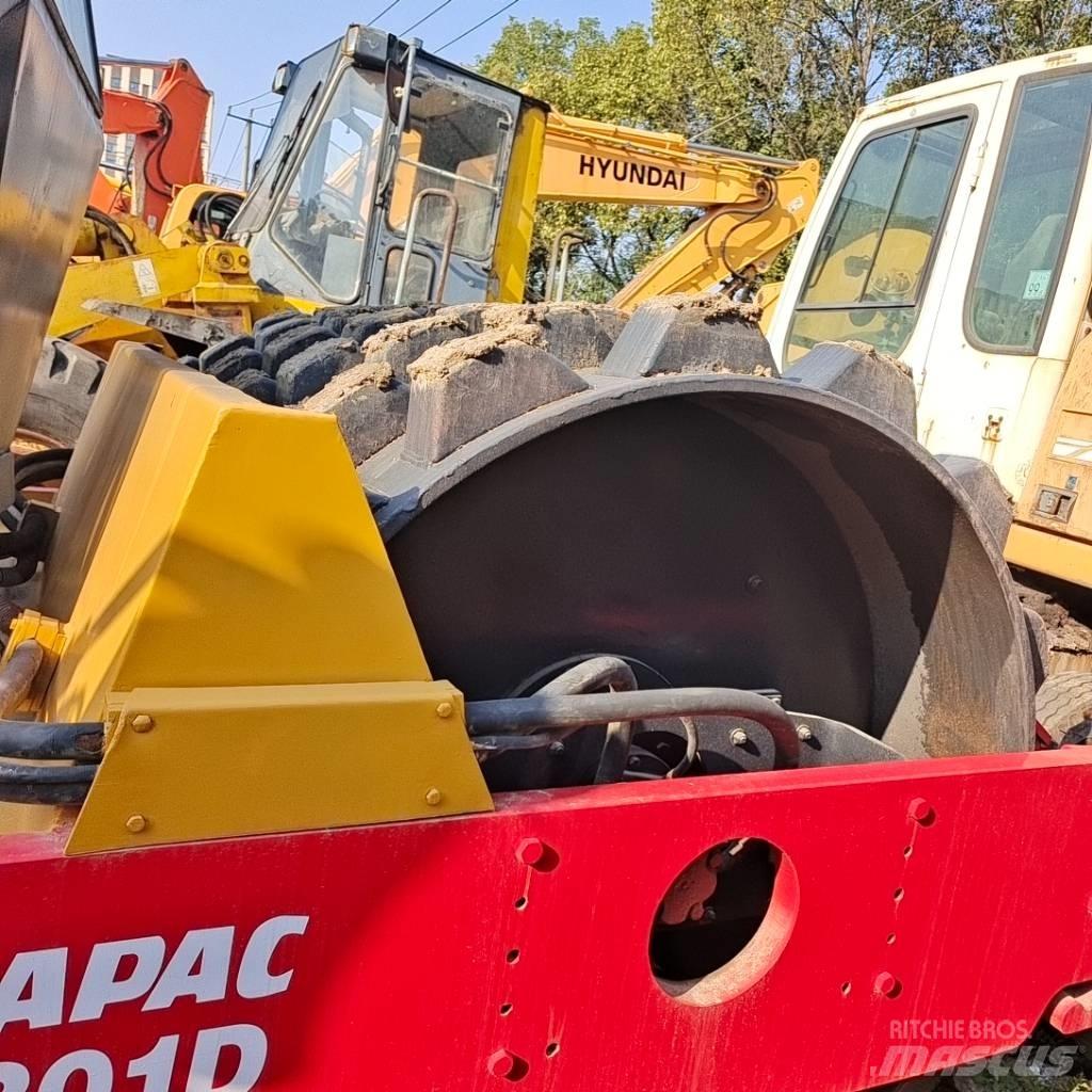Dynapac CA 301 D Walce jednobębnowe