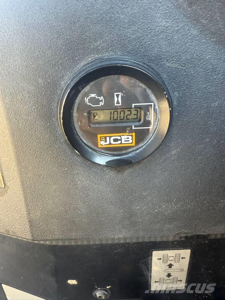 JCB 16 C-1 Minikoparki