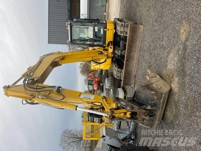 Komatsu PC80MR Ładowarki teleskopowe