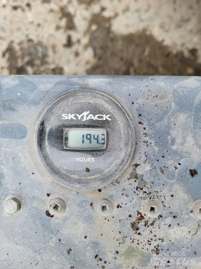 SkyJack 32/19 Podnośniki nożycowe