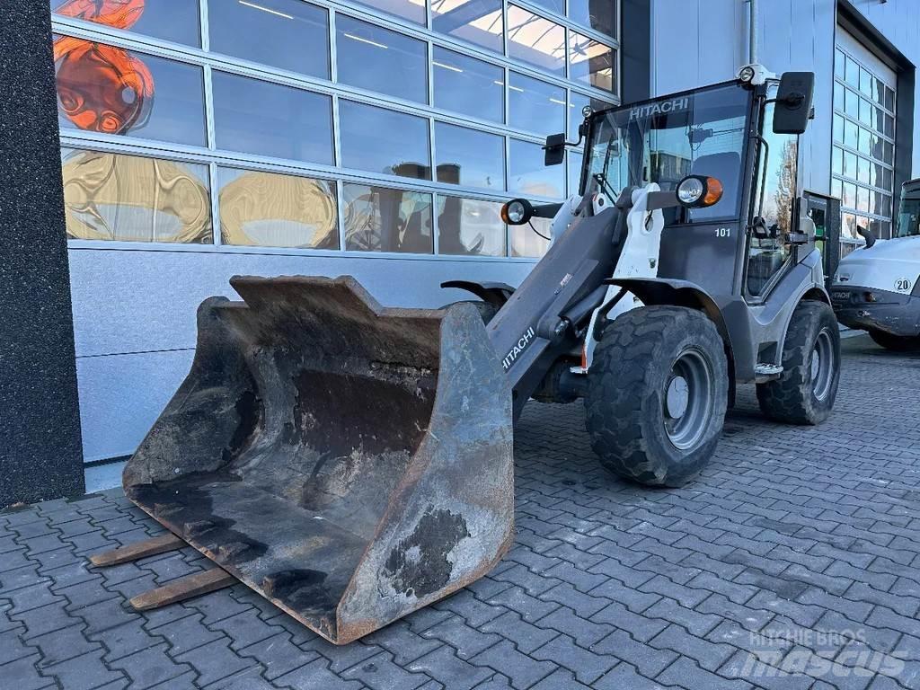 Hitachi ZW75 Ładowarki kołowe
