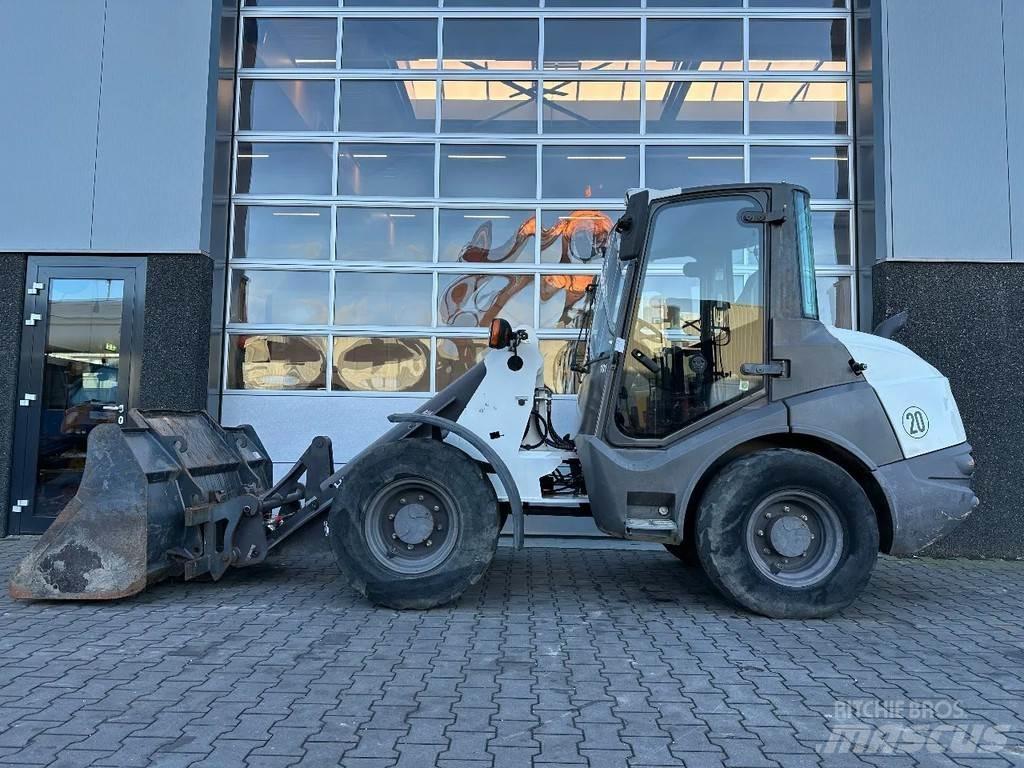 Hitachi ZW75 Ładowarki kołowe