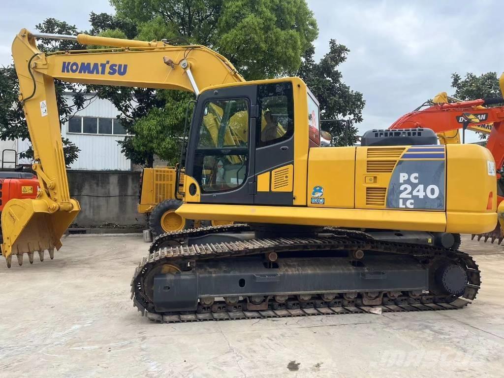 Komatsu PC 240 LC Koparki gąsienicowe