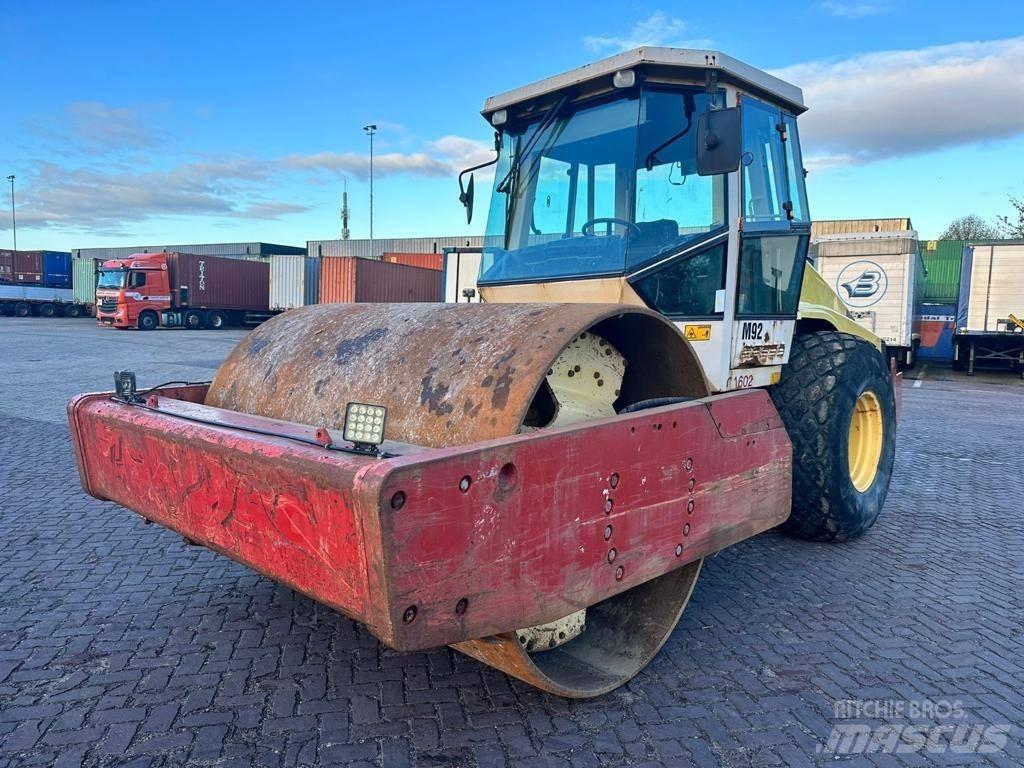 Dynapac CA 602 Walce jednobębnowe