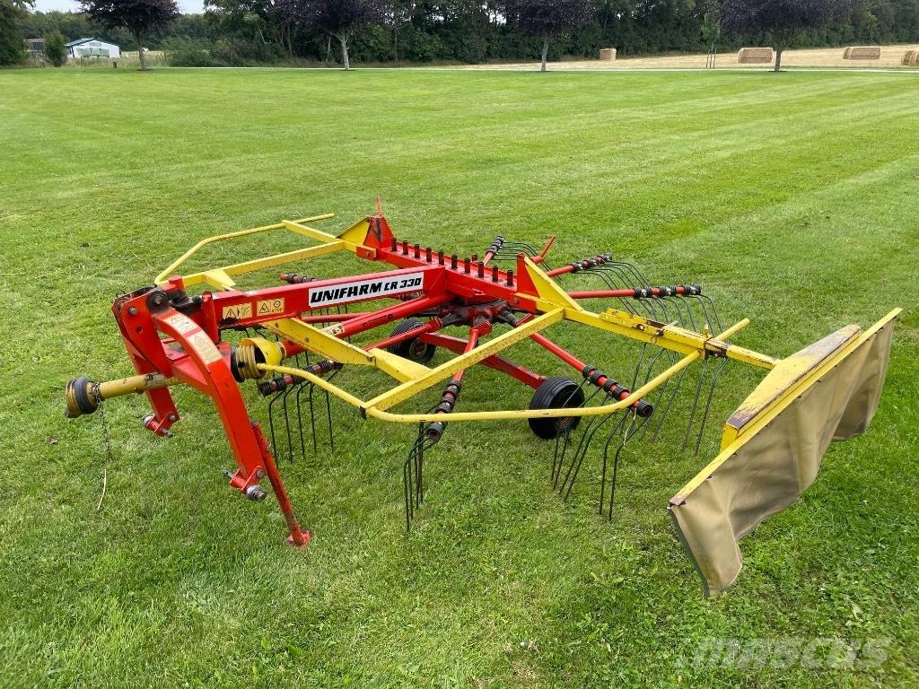 Unifarm CR 330 Zgrabiarki i przetrząsacze