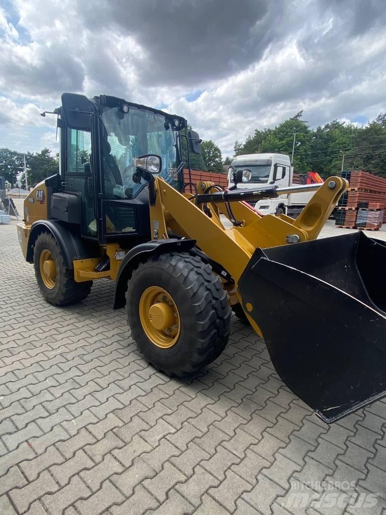 CAT 906 Ładowarki kołowe