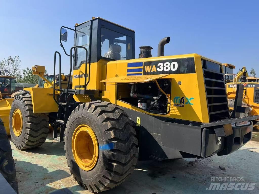 Komatsu WA 380 Ładowarki kołowe