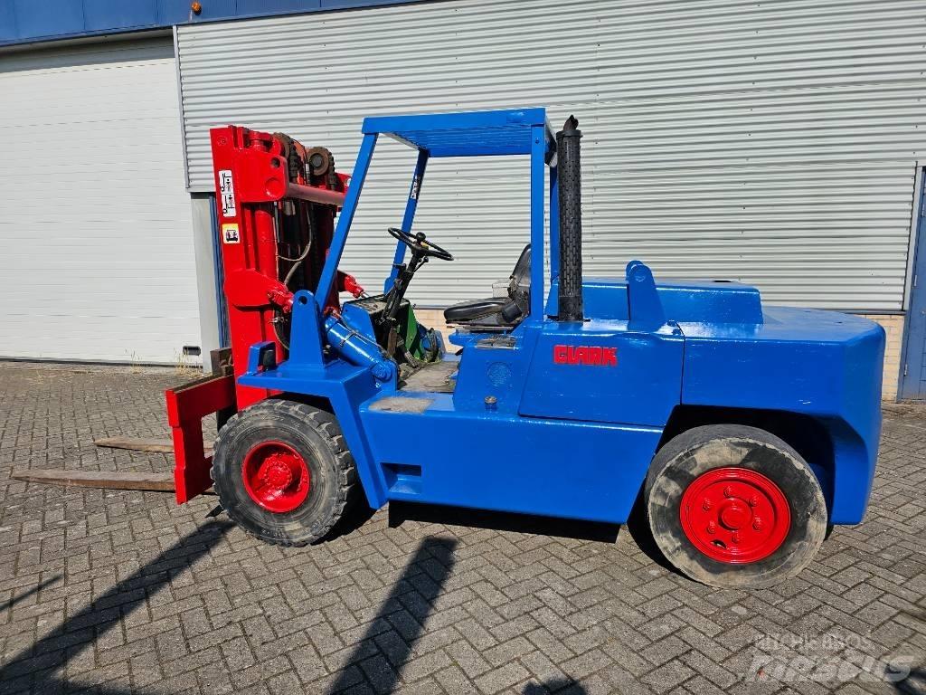 Clark DPH 70 Wózki Diesla