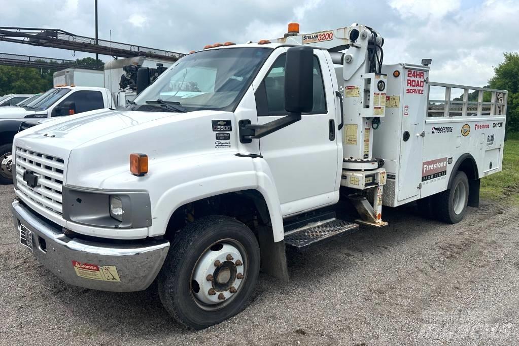 Chevrolet C5500 Żurawie gąsienicowe