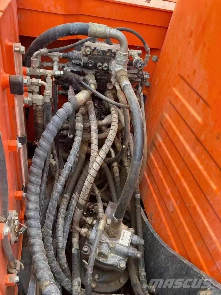 Doosan DX 75 Koparki gąsienicowe