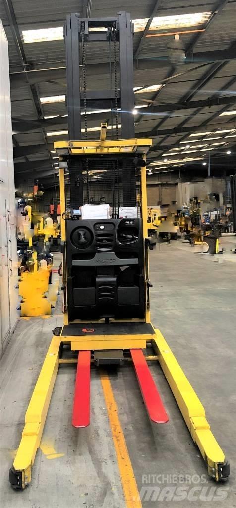 Hyster R30XMF2 Wózki kompletacyjne wysoko unoszące