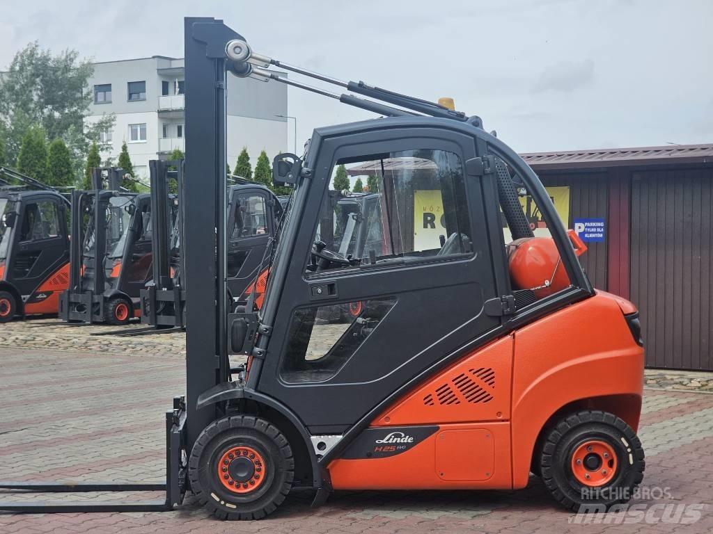 Linde H25T-02 Wózki LPG