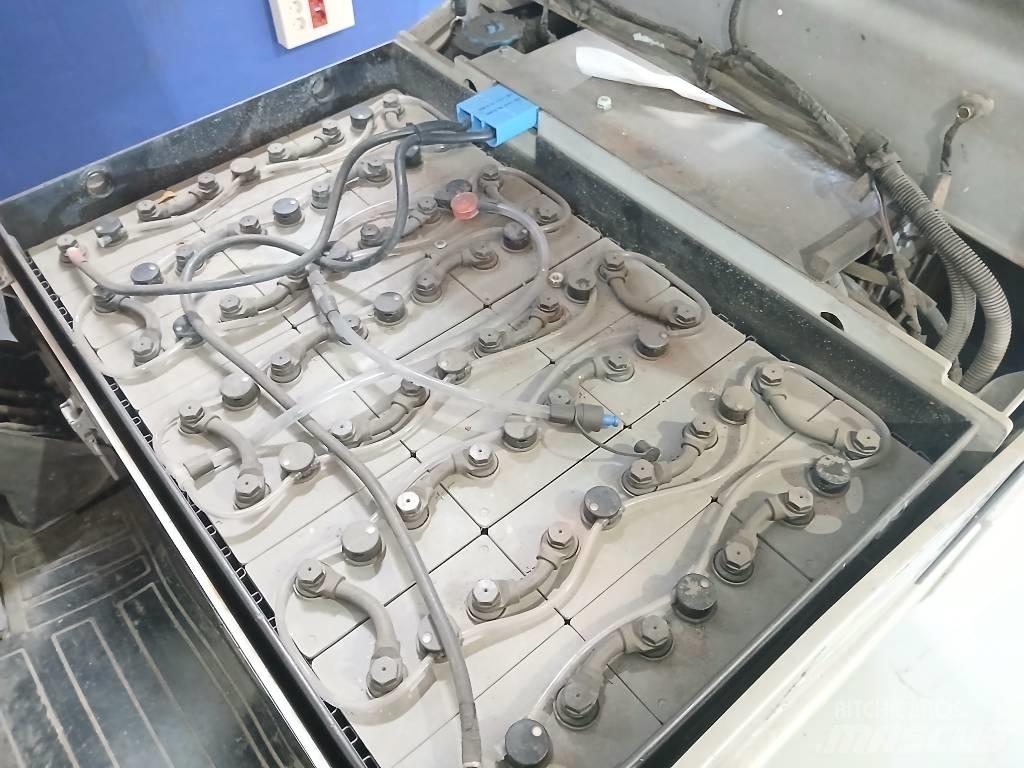 Nissan G1N1L 16 Q Wózki widłowe inne