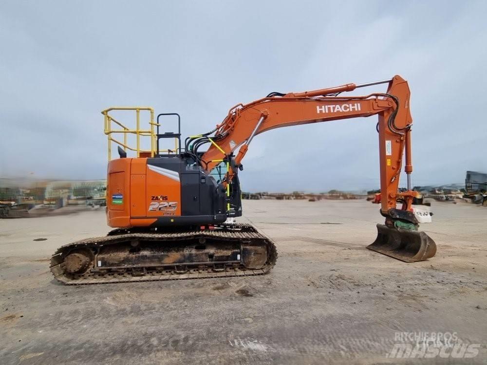 Hitachi ZX225USLC-7 Koparki gąsienicowe