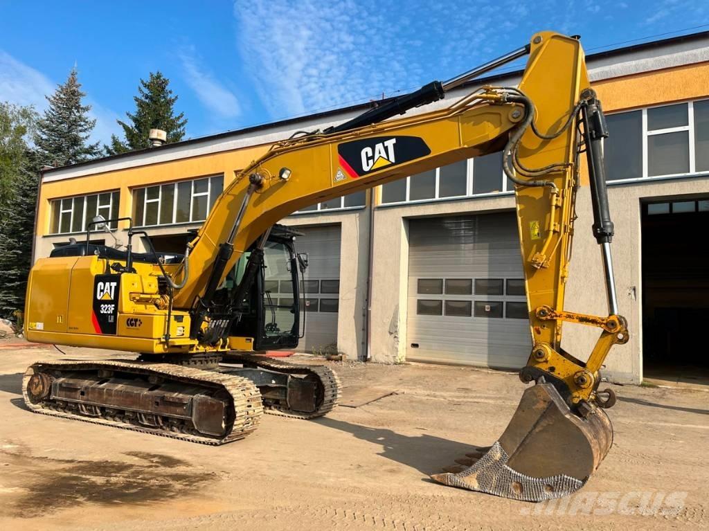 CAT 323 F LN Koparki gąsienicowe