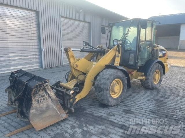 CAT 906 Ładowarki kołowe