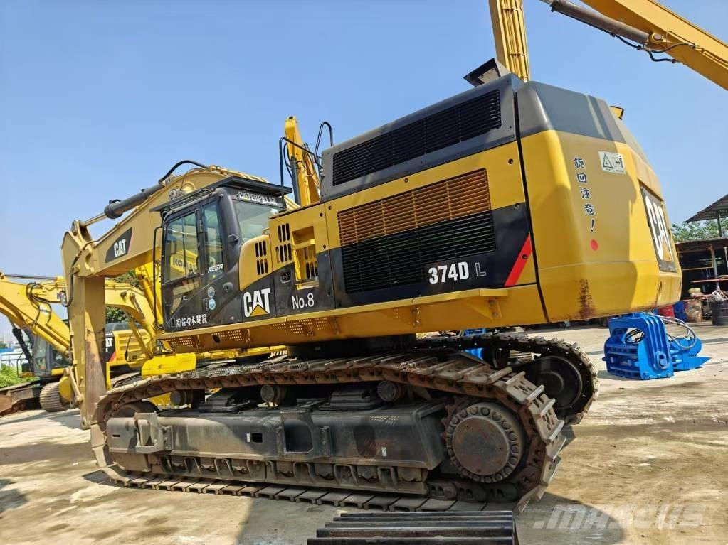 CAT 374 Koparki gąsienicowe
