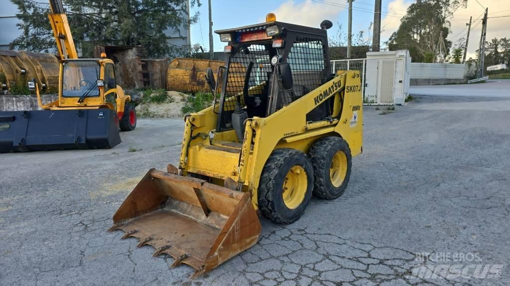 Komatsu SK07J Miniładowarki