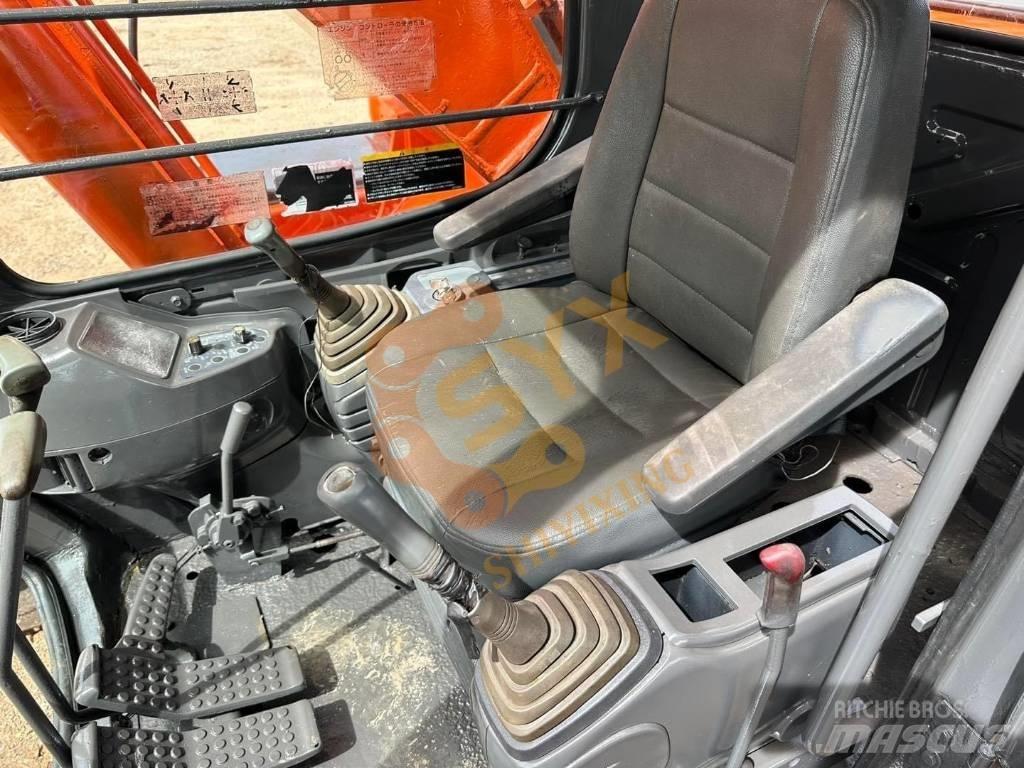 Hitachi EX 200 Koparki gąsienicowe
