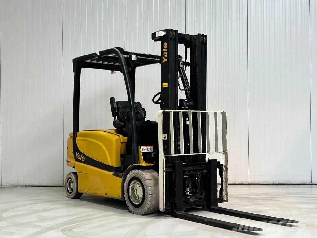 Yale ERP30VL Wózki elektryczne