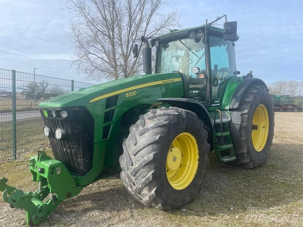 John Deere 8330 Ciągniki rolnicze