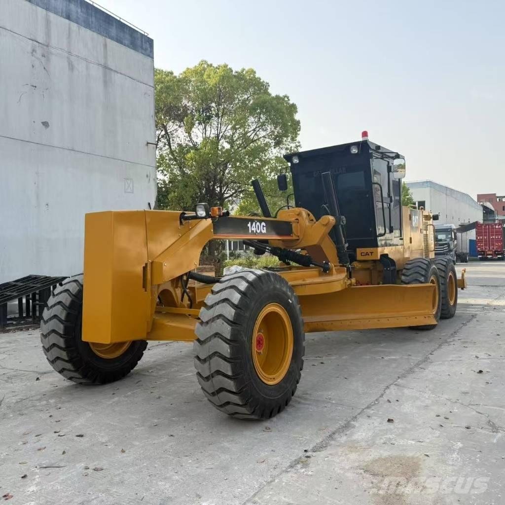CAT 140 G Równiarki
