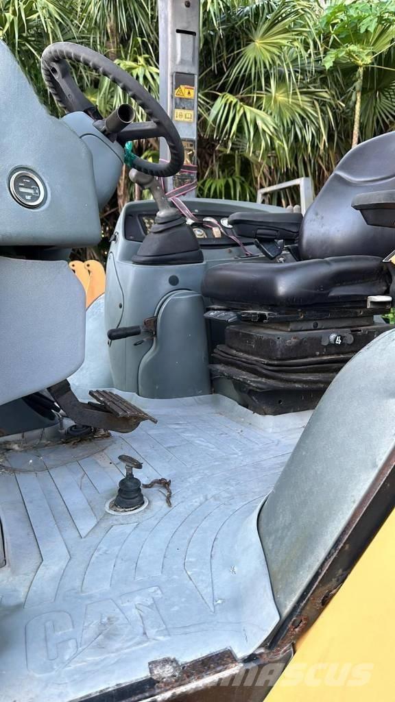 CAT 420 D IT Koparko-ładowarki