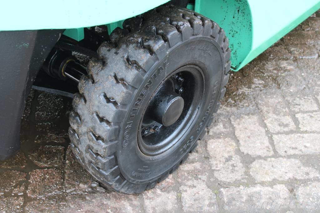 Mitsubishi DFD25NT Wózki Diesla