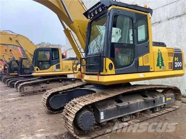 Komatsu PC 200 Koparki gąsienicowe