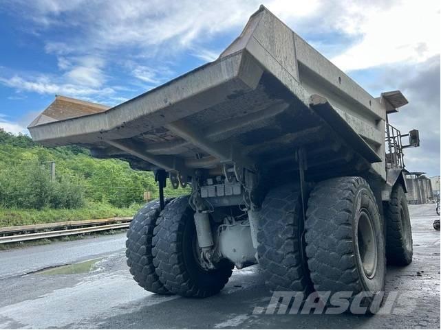 Komatsu HD605-7 Wozidła sztywnoramowe