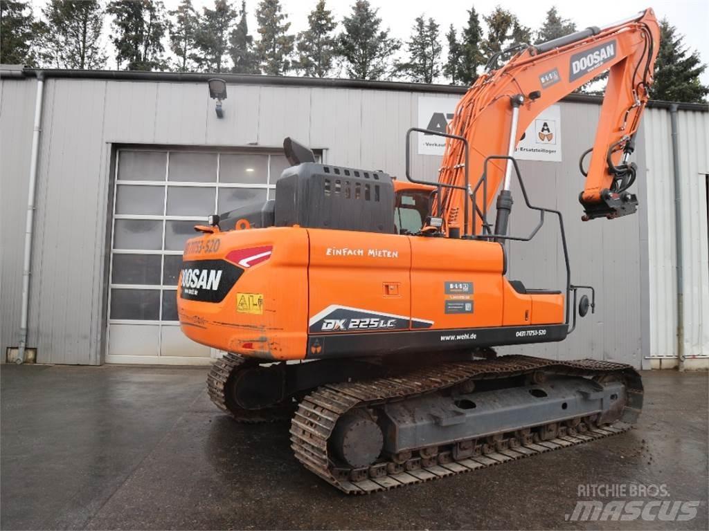 Doosan DX225LC-7 Koparki gąsienicowe