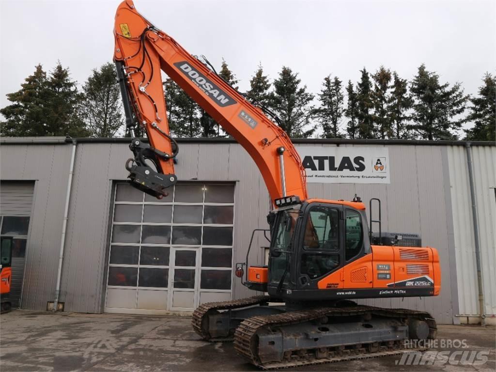 Doosan DX225LC-7 Koparki gąsienicowe