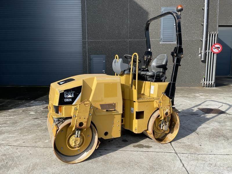 CAT CB 24 Walce dwubębnowe